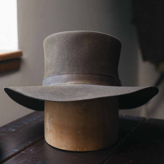 Marty Mcfly's hat from Back to the Future III